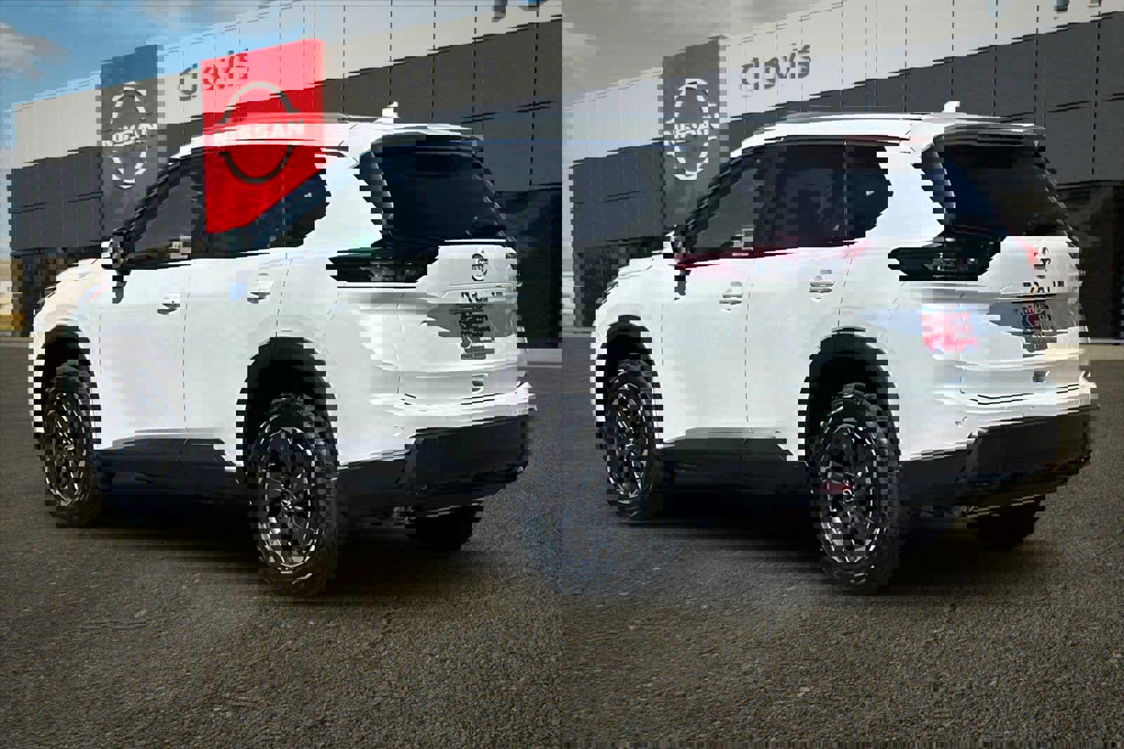 New 2026 Nissan Rogue SV image 7