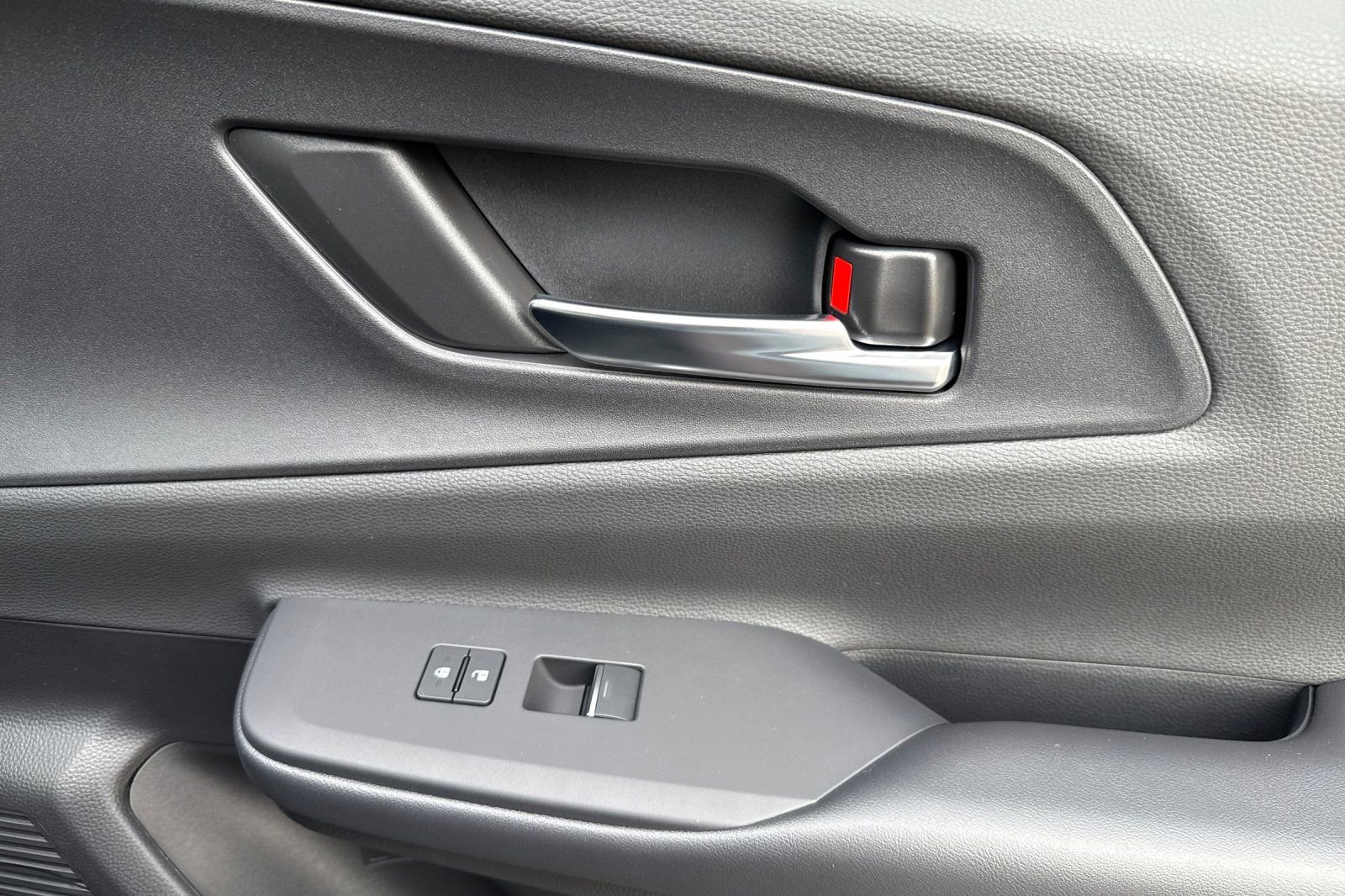 New 2026 Toyota Prius Plug-In Hybrid FWD image 18
