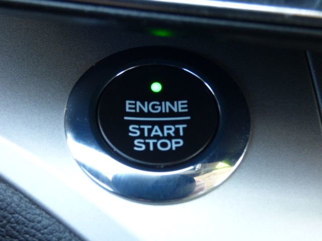 Used 2021 Ford Explorer XLT w/ Equipment Group 202A AWD/4WD image 30