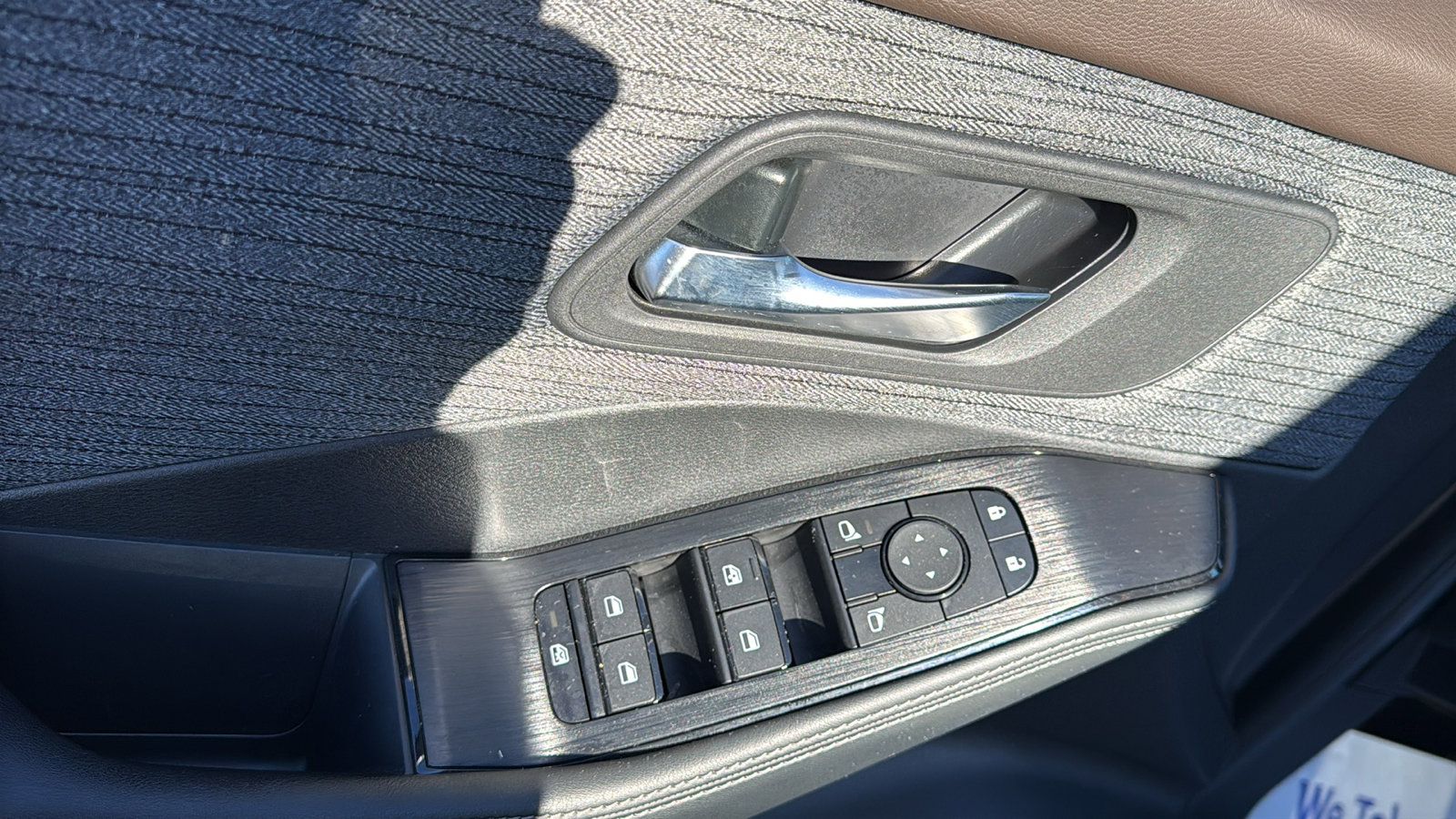 Certified 2023 Nissan Rogue SV image 7