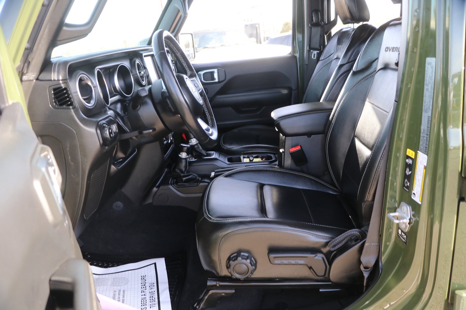 Used 2022 Jeep Gladiator Overland w/ Popular Equipment Package image 13