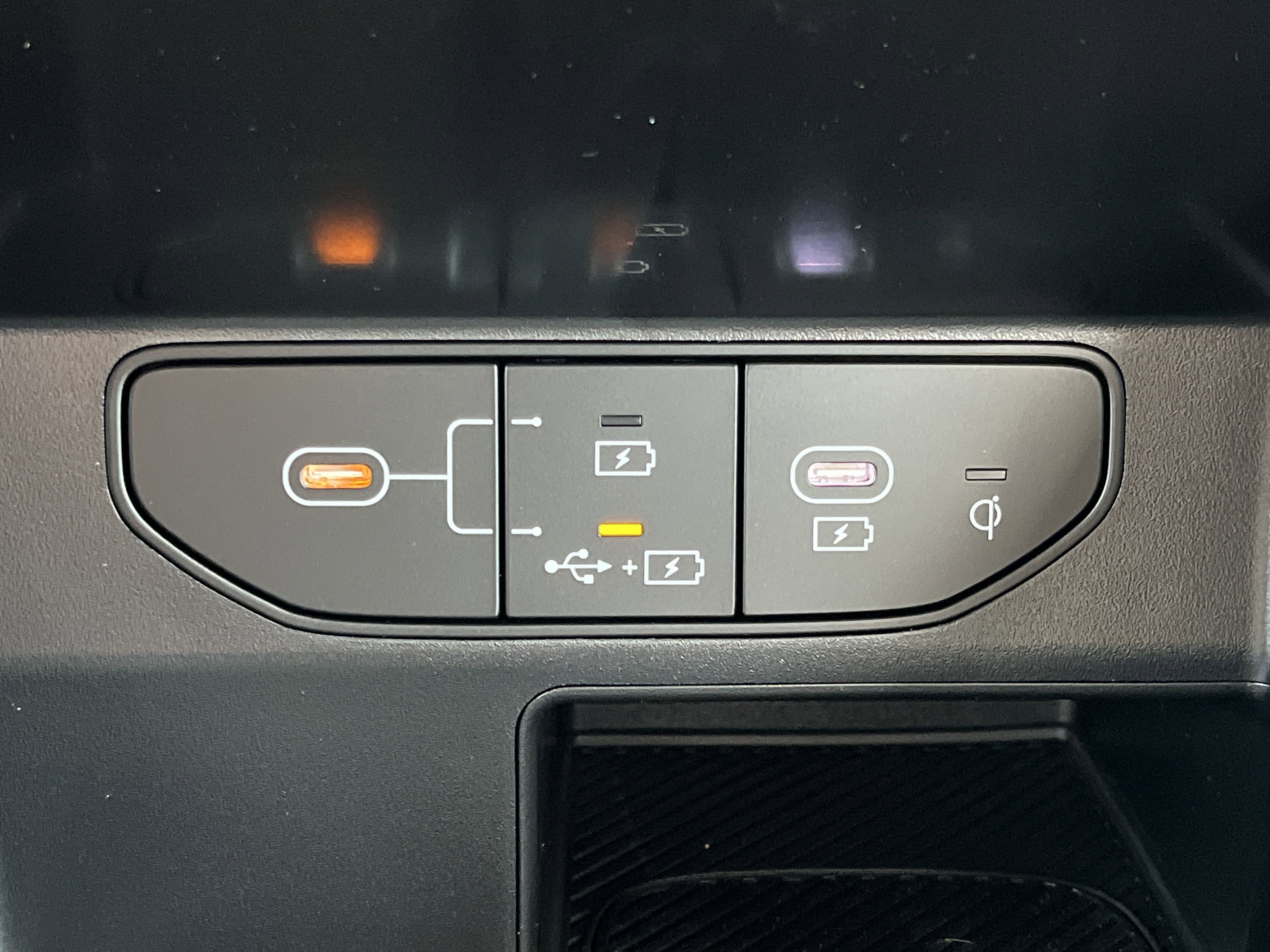 New 2025 Kia Sorento S image 9