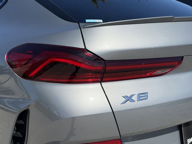 Certified 2025 BMW X6 xDrive40i w/ Climate Comfort Package image 9