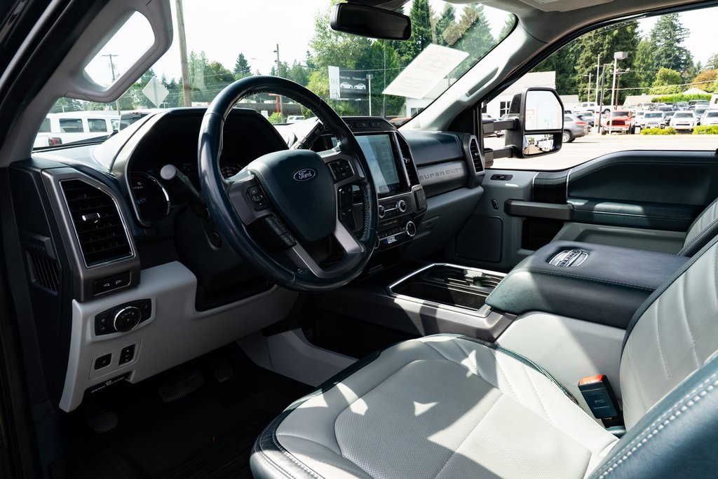 Used 2022 Ford F350 Limited image 18