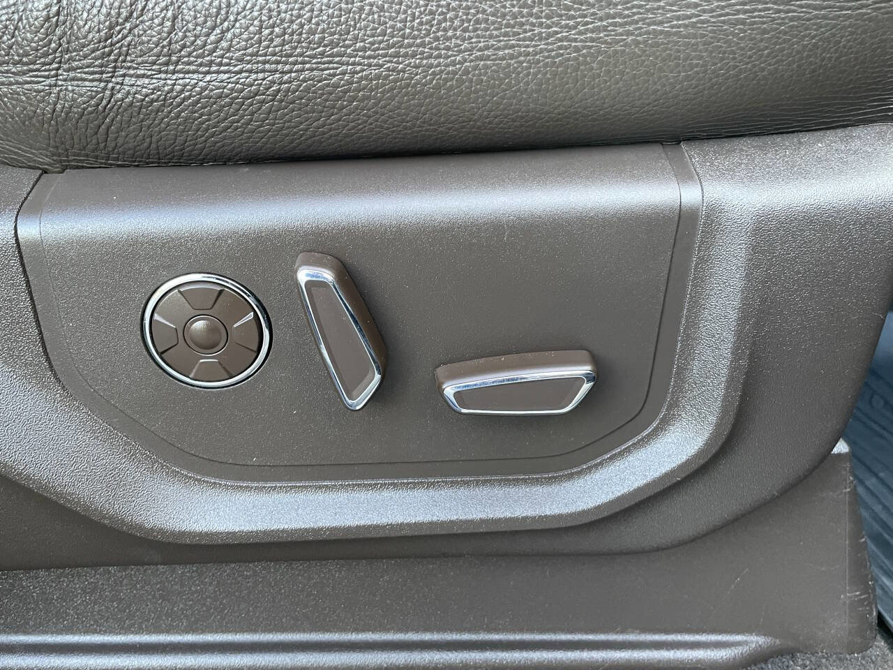 Used 2019 Ford F150 King Ranch w/ Equipment Group 601A Luxury image 35