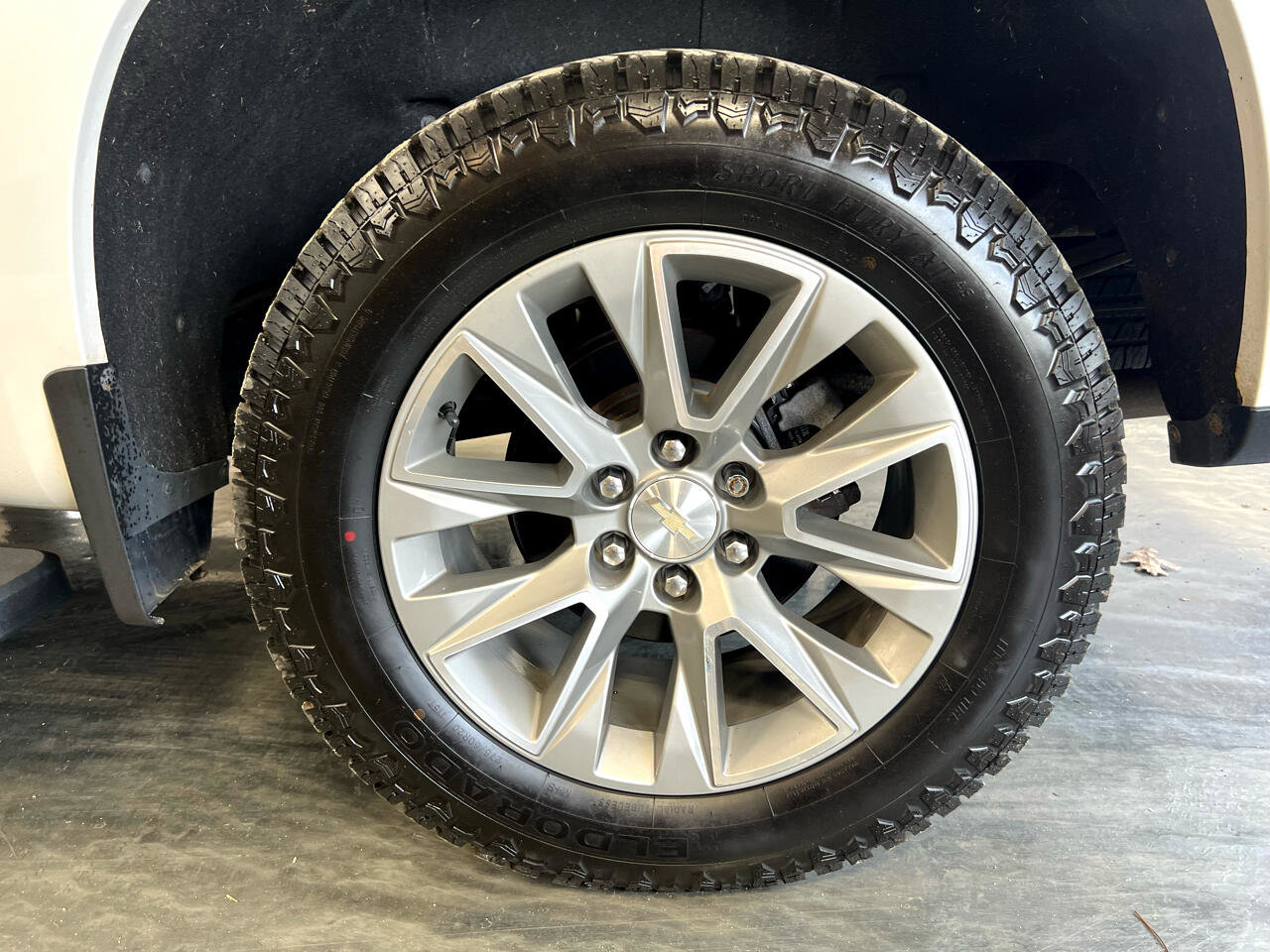 Used 2019 Chevrolet Silverado 1500 High Country image 11