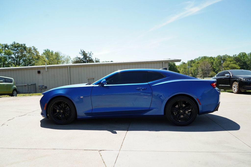 Used 2016 Chevrolet Camaro LT w/ Technology Package image 17
