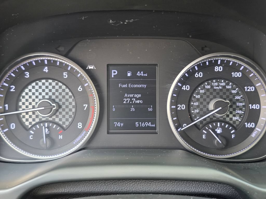 Used 2020 Hyundai Elantra SE FWD image 24