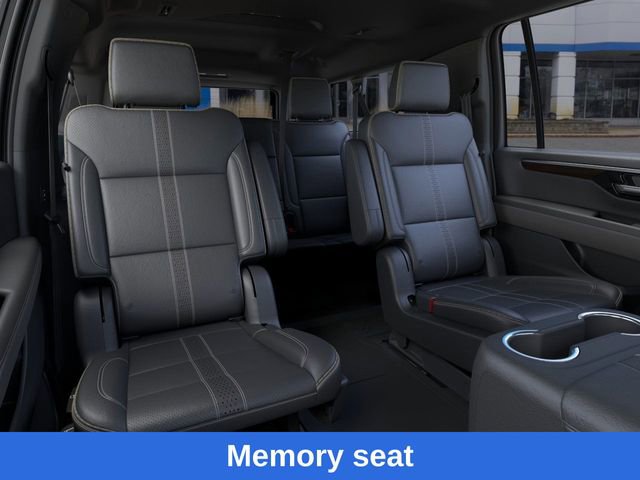 New 2025 Chevrolet Suburban High Country image 18