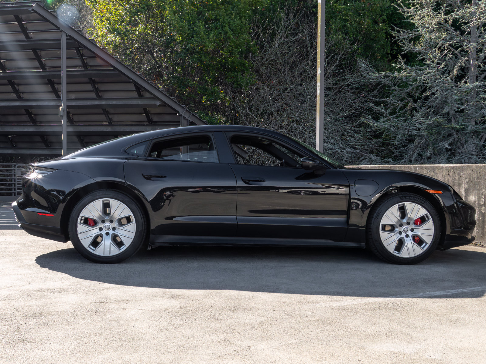 Used 2021 Porsche Taycan 4S AWD/4WD image 12