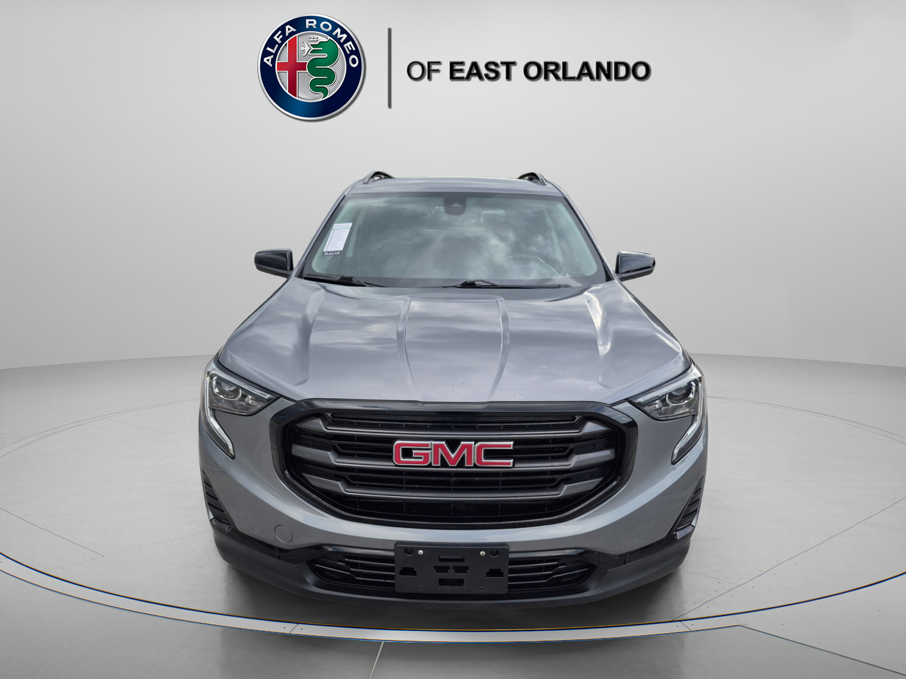 Used 2020 GMC Terrain SLE w/ Elevation Edition AWD/4WD image 2
