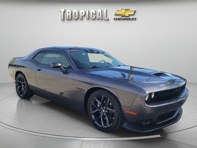 Used 2022 Dodge Challenger R/T w/ Blacktop Package RWD image 6