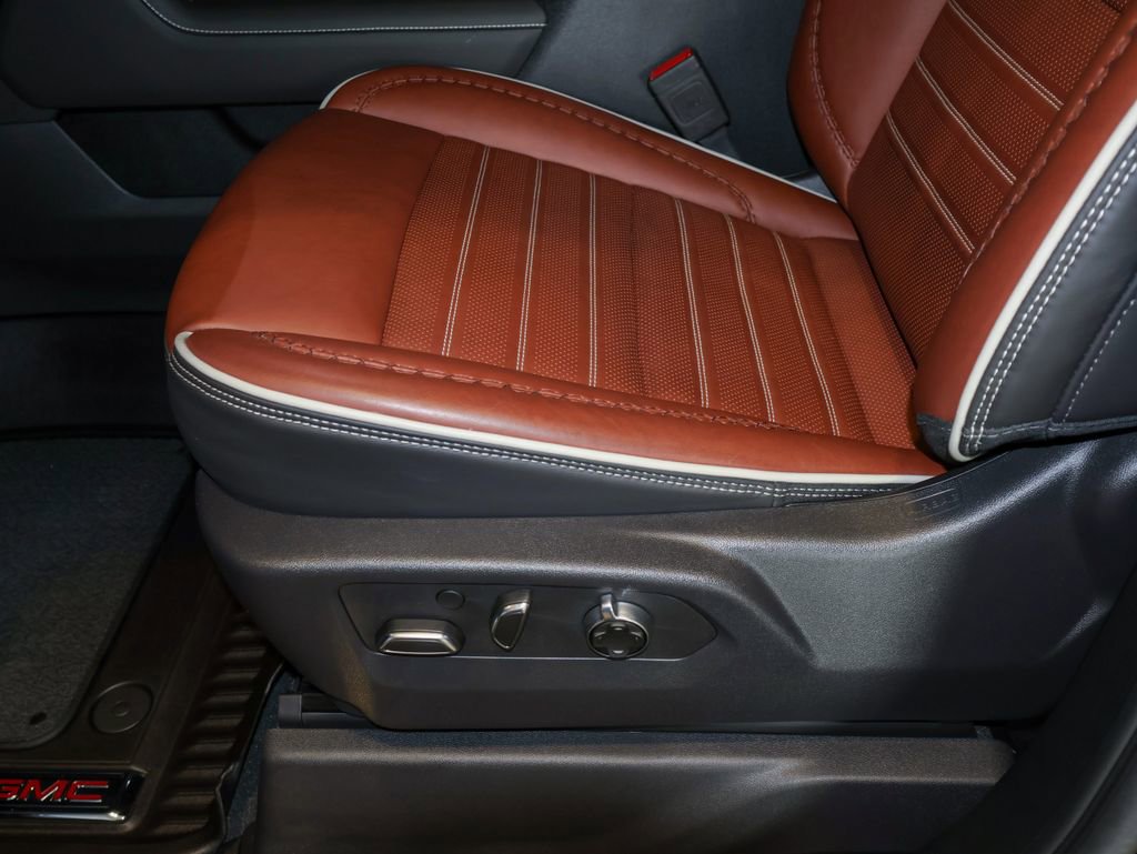 Certified 2025 GMC Sierra 1500 Denali Ultimate image 10