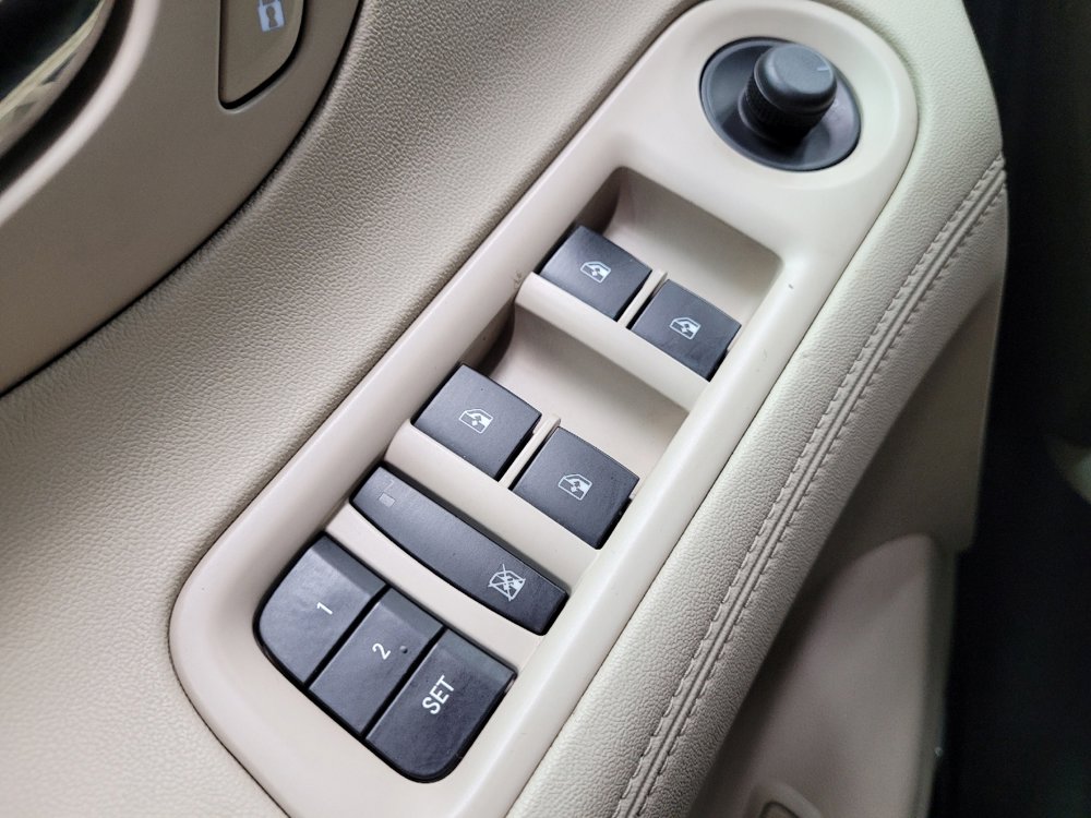 Used 2015 Buick LaCrosse Leather FWD image 27