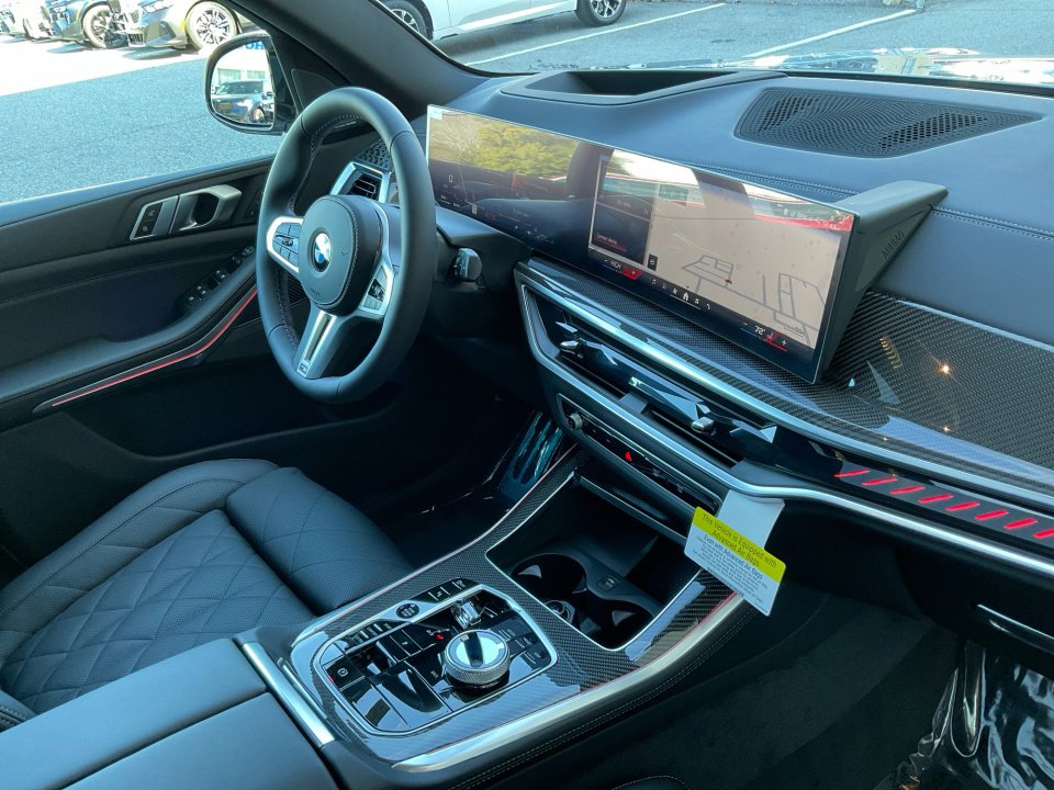 New 2026 BMW X5 M60i image 32