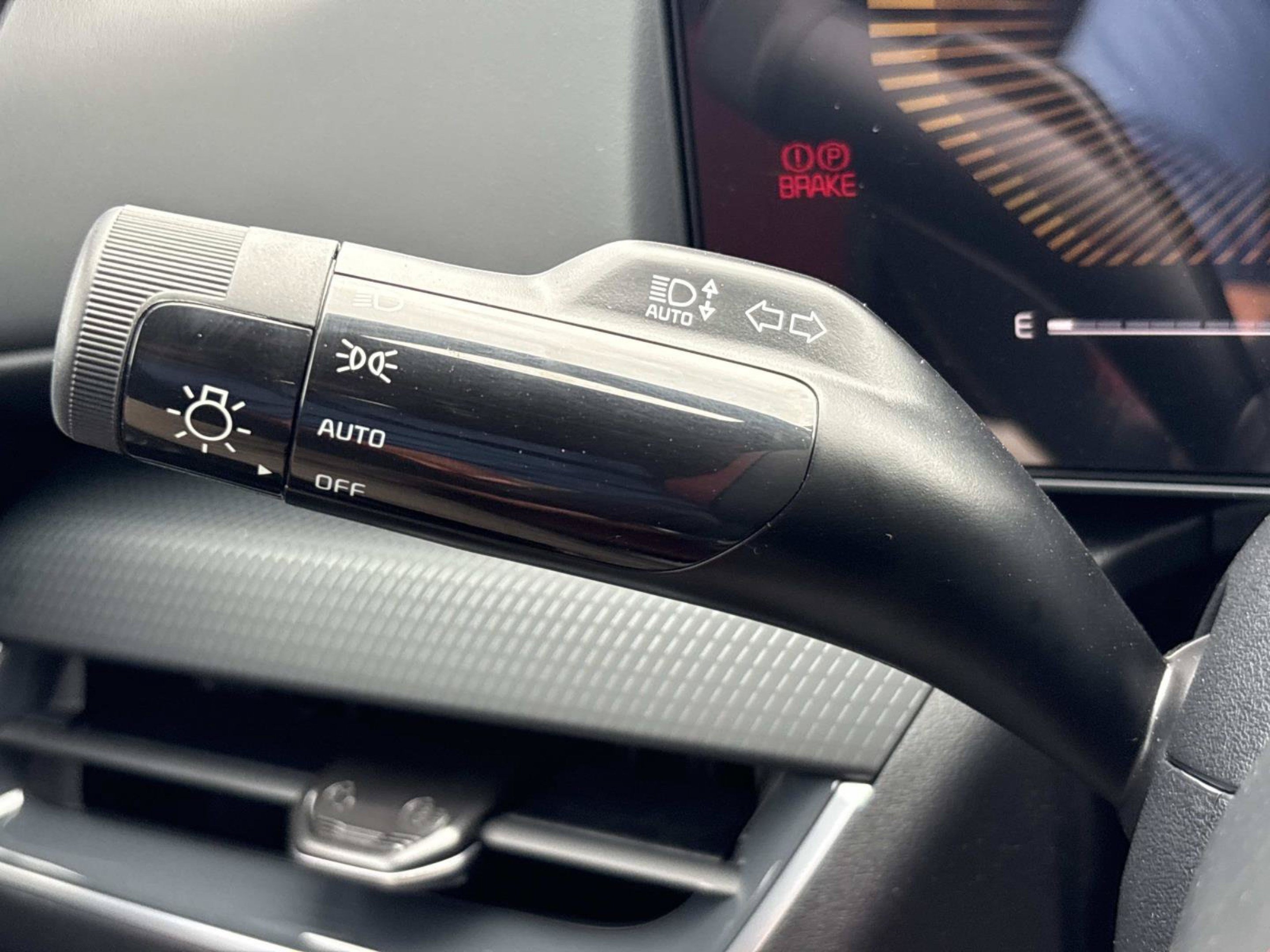 New 2026 Kia K4 EX FWD image 26