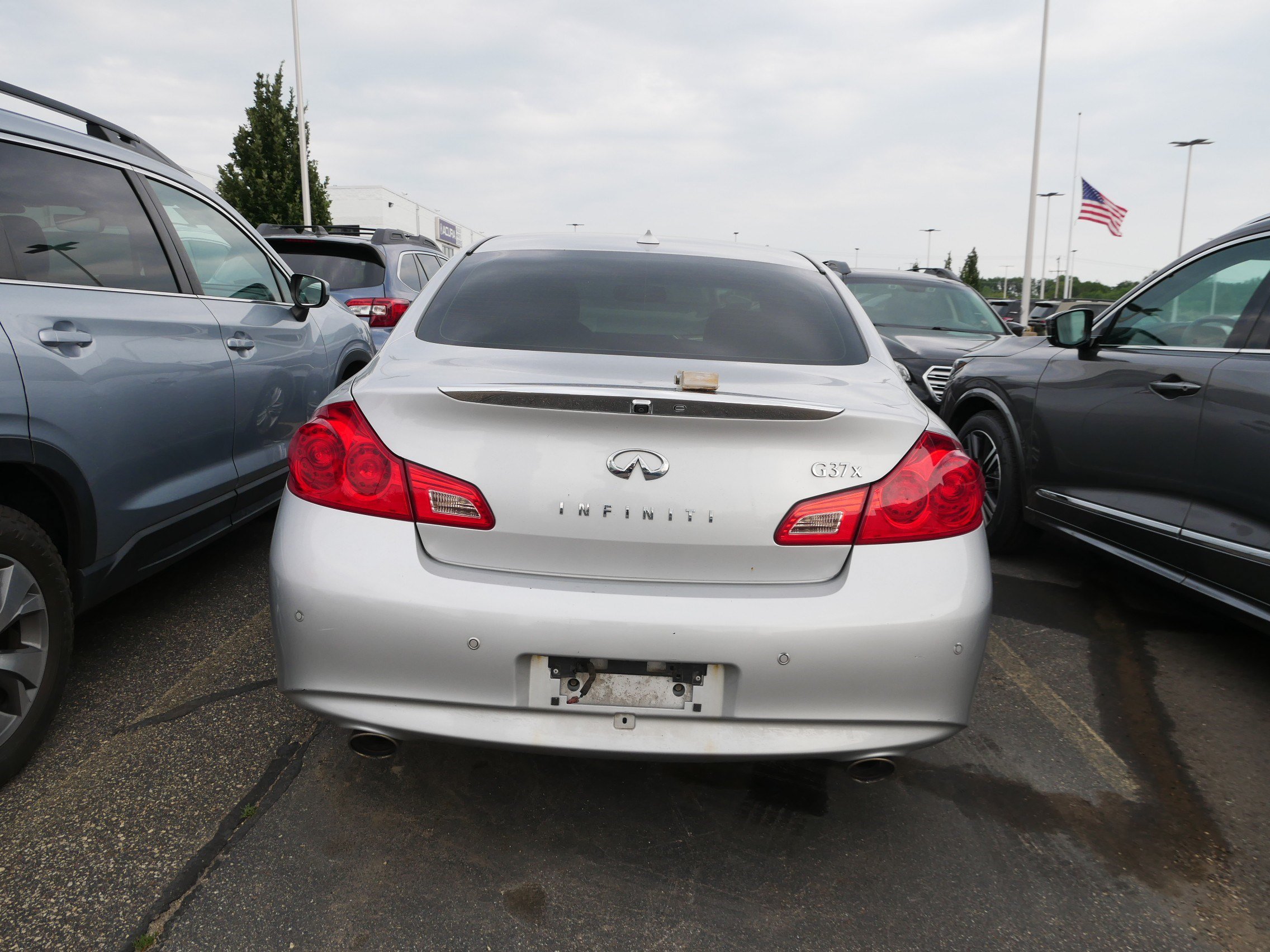 Used 2013 INFINITI G37 x Sedan w/ Premium Pkg AWD/4WD image 7