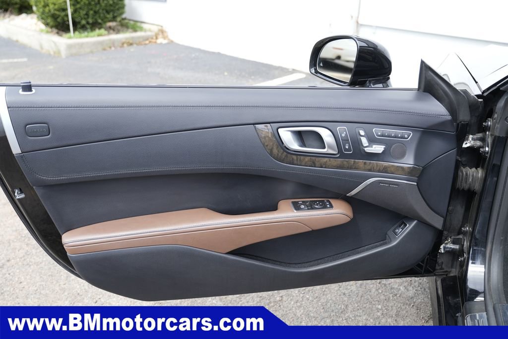 Used 2015 Mercedes-Benz SL 400 image 25
