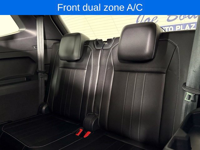 Used 2023 Volkswagen Tiguan SE R-Line FWD image 14