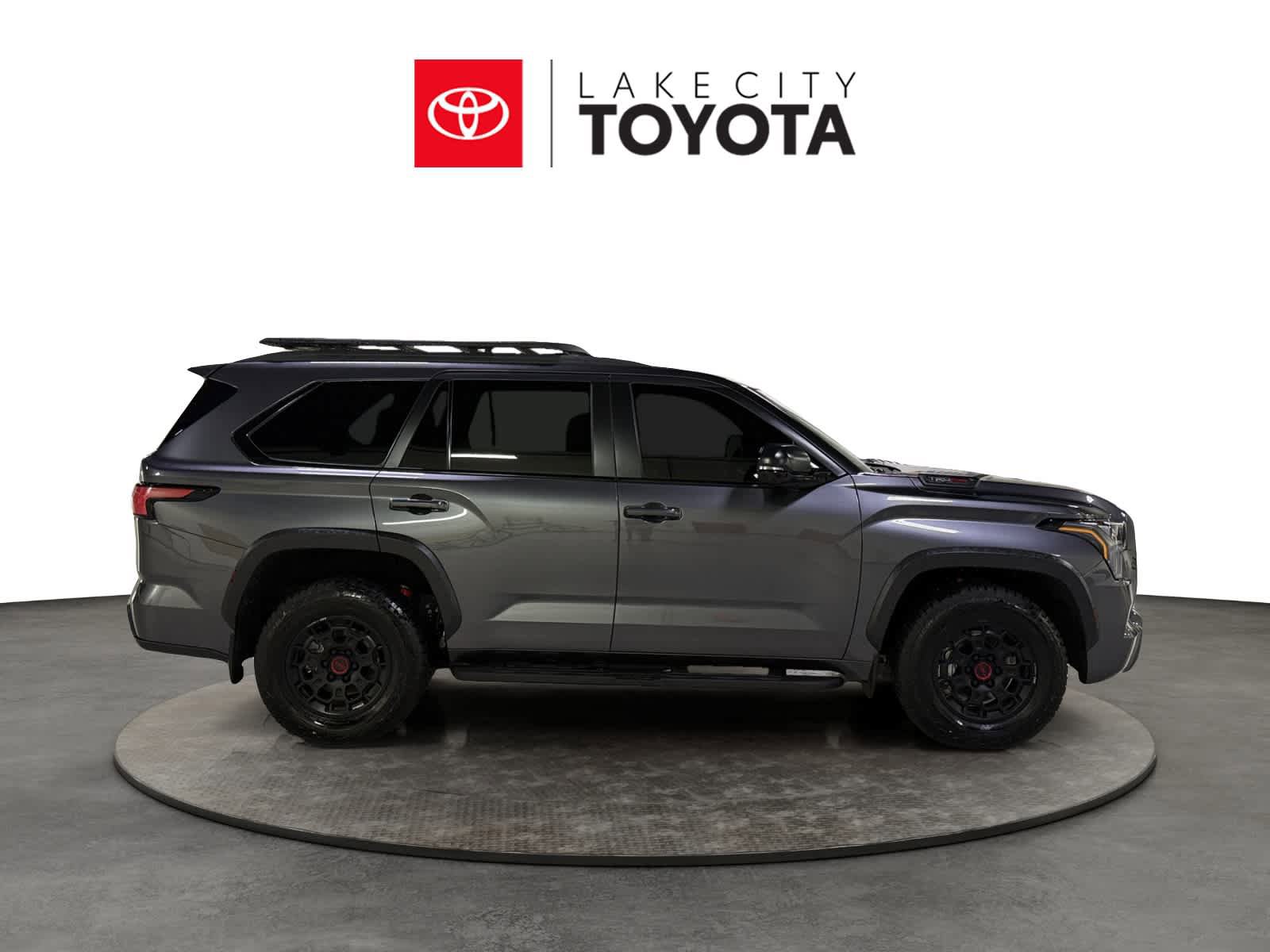 Used 2025 Toyota Sequoia TRD Pro AWD/4WD image 10