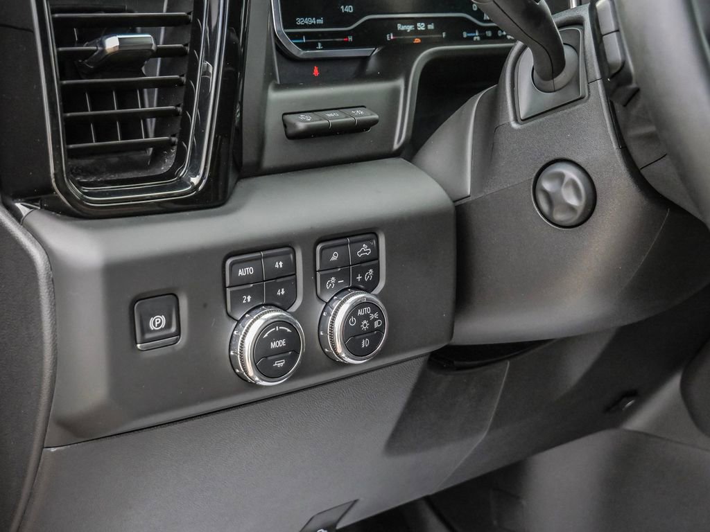 Used 2025 GMC Sierra 1500 AT4 w/ Technology Package image 32