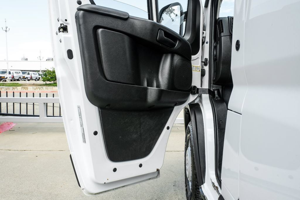 Used 2025 RAM ProMaster 2500 w/ Convenience Group FWD image 41