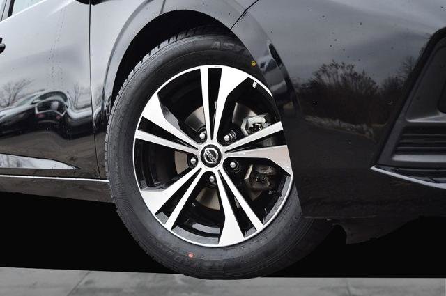 Certified 2023 Nissan Sentra SV image 3