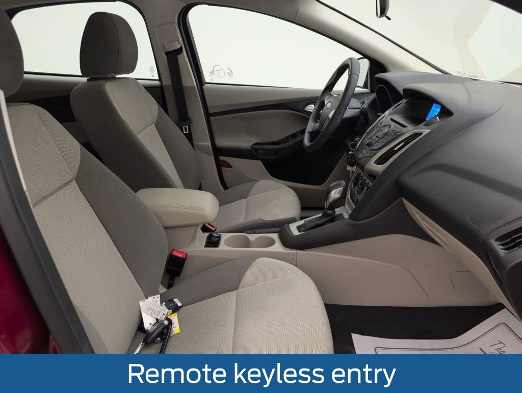 Used 2014 Ford Focus SE image 16