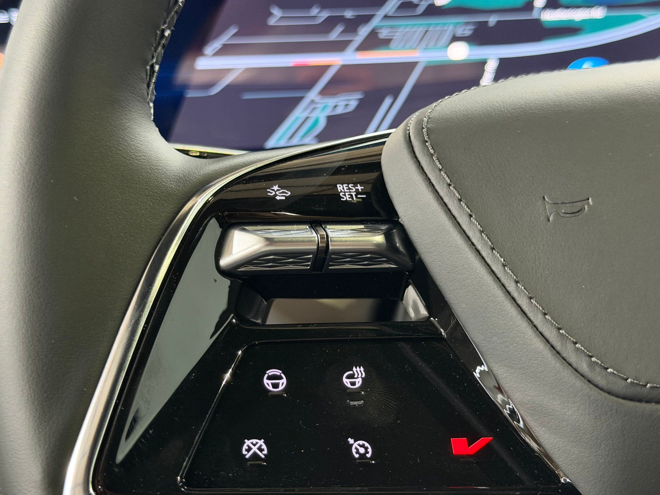 New 2027 Cadillac Vistiq Platinum AWD/4WD image 14