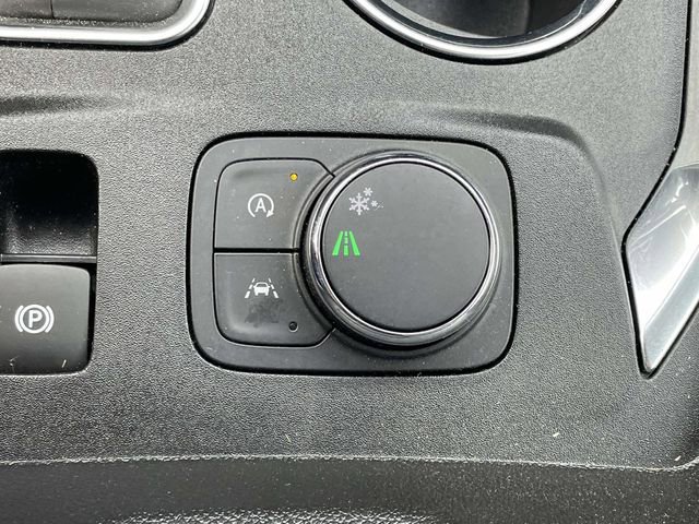 Used 2023 Chevrolet Traverse LS w/ Safety Package image 30