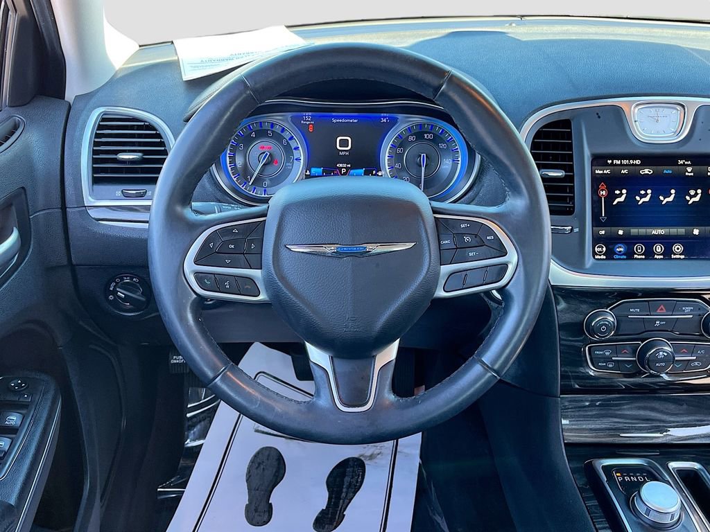Certified 2018 Chrysler 300 Touring image 20