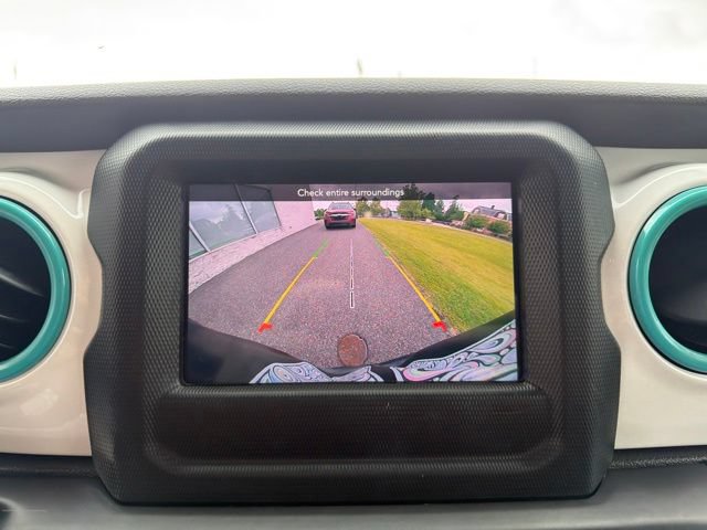 Used 2021 Jeep Wrangler Unlimited Sport AWD/4WD image 17