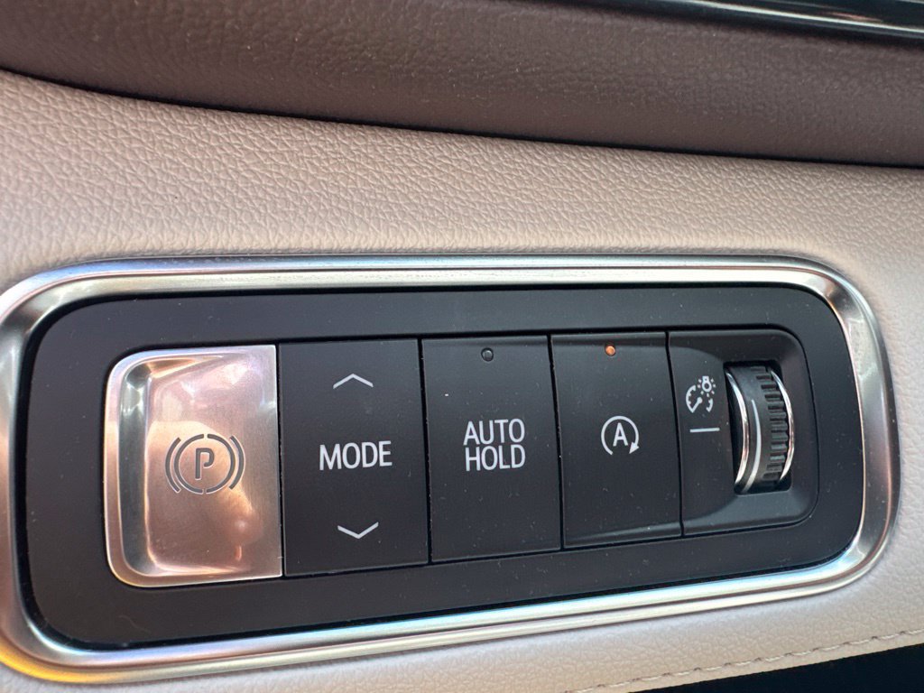 Used 2026 Buick Enclave Avenir w/ Super Cruise Package FWD image 16