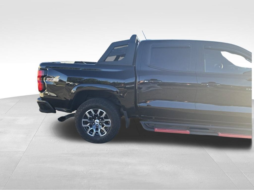Used 2023 Chevrolet Colorado Z71 AWD/4WD image 4