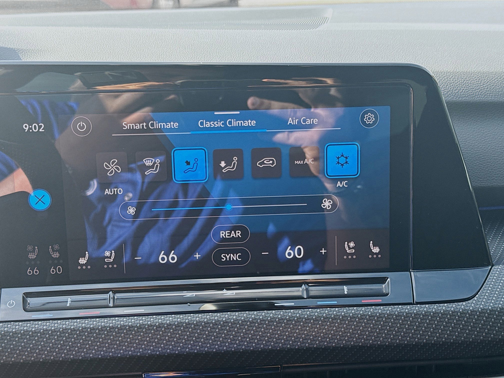 Certified 2023 Volkswagen Golf R AWD/4WD image 15