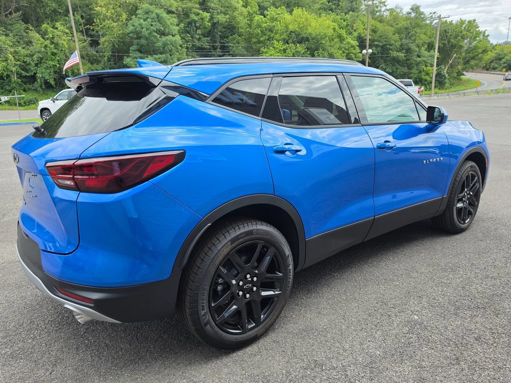 New 2026 Chevrolet Blazer LT w/ Convenience Package AWD/4WD image 9