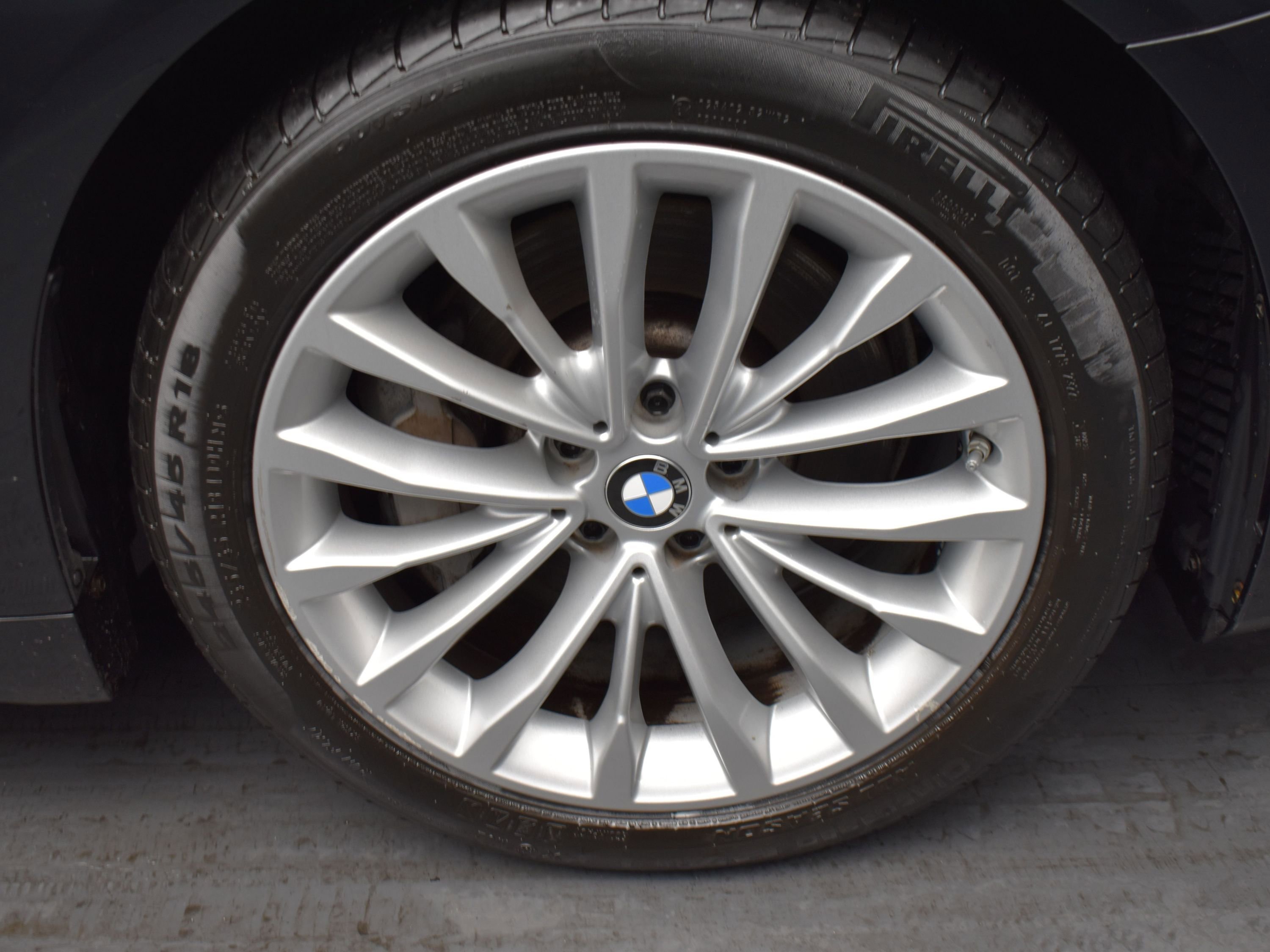 Used 2023 BMW 530i xDrive w/ Convenience Package image 19