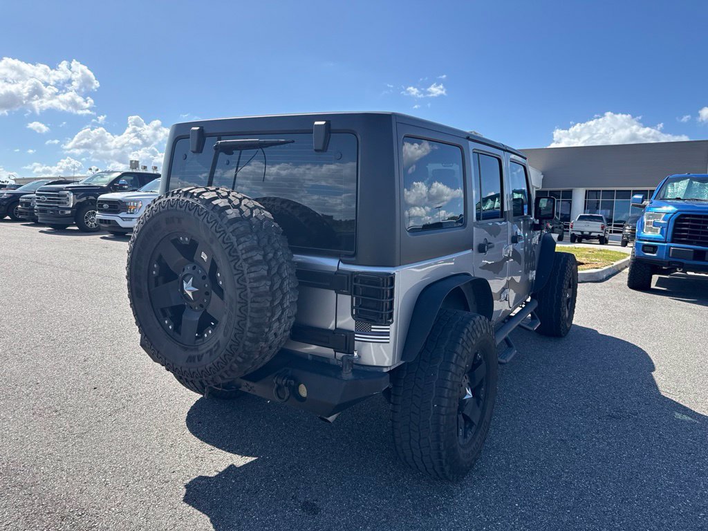 Used 2018 Jeep Wrangler Unlimited Sport AWD/4WD image 2