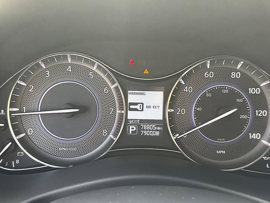 Used 2016 INFINITI QX80 4WD w/ Driver's Assistance Package image 14