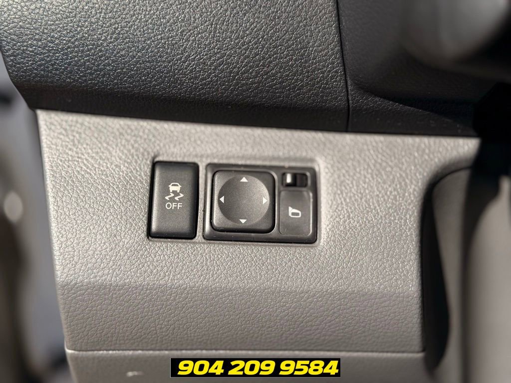 Used 2014 Nissan NV200 SV w/ Exterior Appearance Package FWD image 13