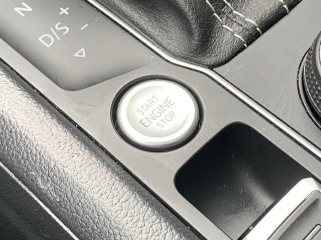 Used 2023 Volkswagen Atlas SE AWD/4WD image 22