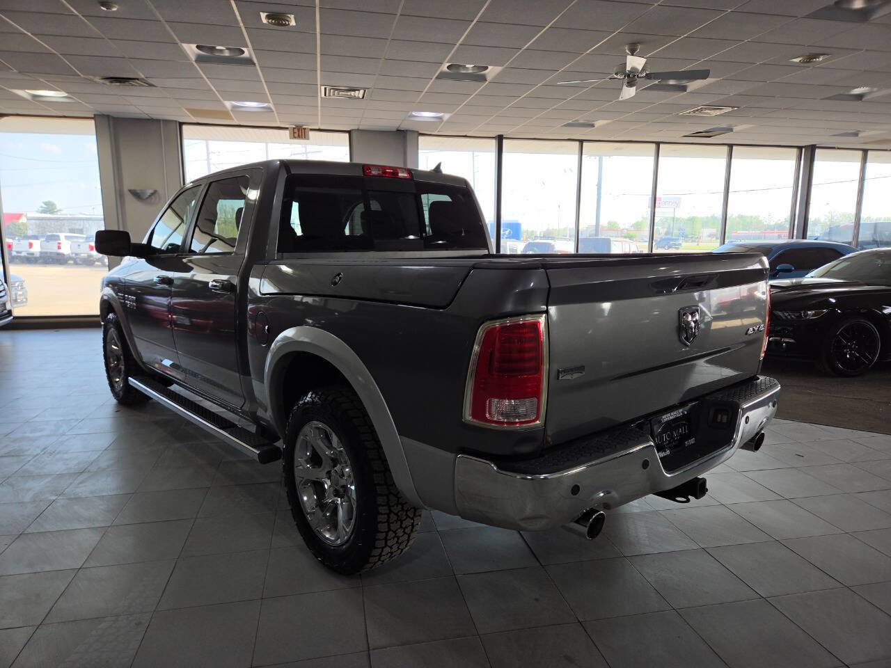 Used 2013 RAM 1500 Laramie w/ Convenience Group AWD/4WD image 5