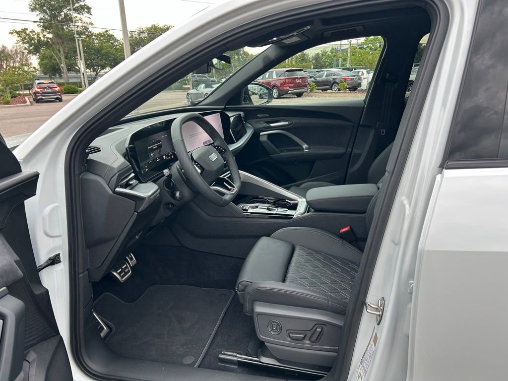 New 2026 Audi SQ5 Premium Plus AWD/4WD image 15