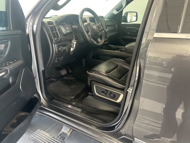 Used 2020 RAM 1500 Limited w/ Body Color Bumper Group image 8