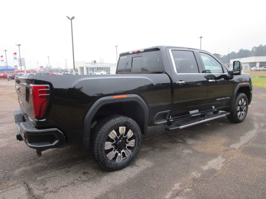 New 2026 GMC Sierra 2500 Denali w/ Denali Reserve Package image 7
