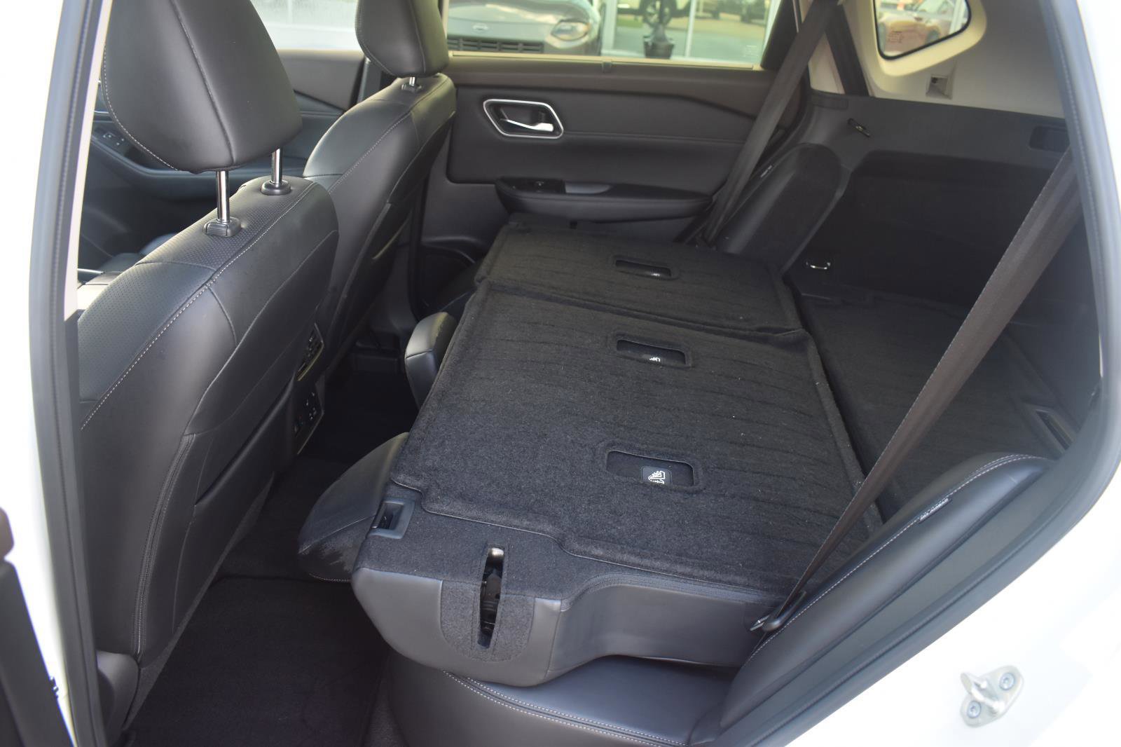 Used 2023 Nissan Rogue Platinum w/ Platinum Premium Package AWD/4WD image 55