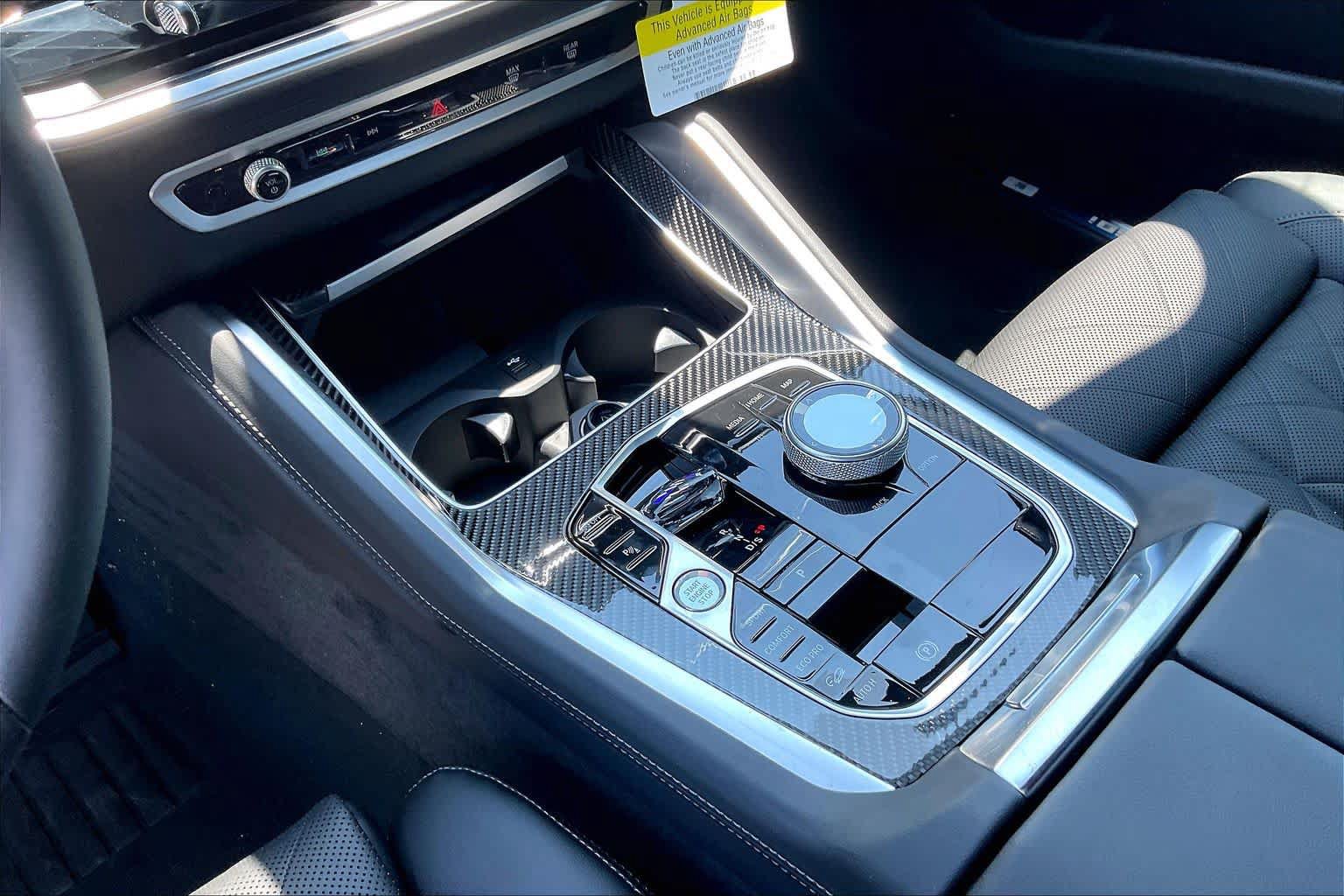 Used 2027 BMW X6 M60i AWD/4WD image 8