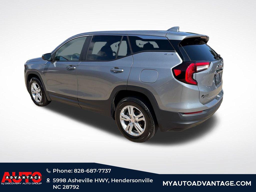 Used 2024 GMC Terrain SLE AWD/4WD image 7