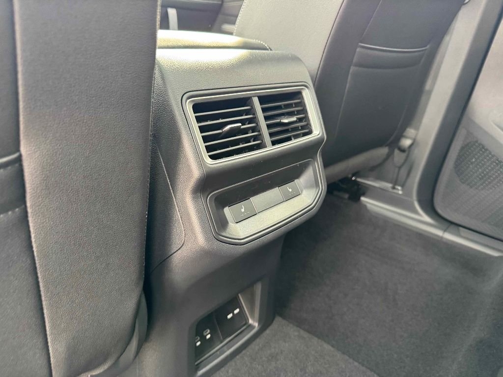 New 2026 Volkswagen Atlas Cross Sport SEL R-Line image 25