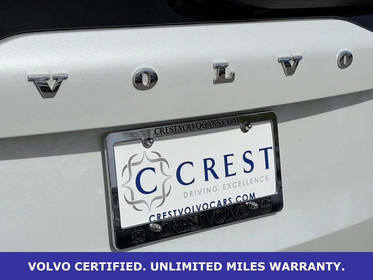 Certified 2024 Volvo XC90 B5 Plus w/ Protection Package Premier image 8
